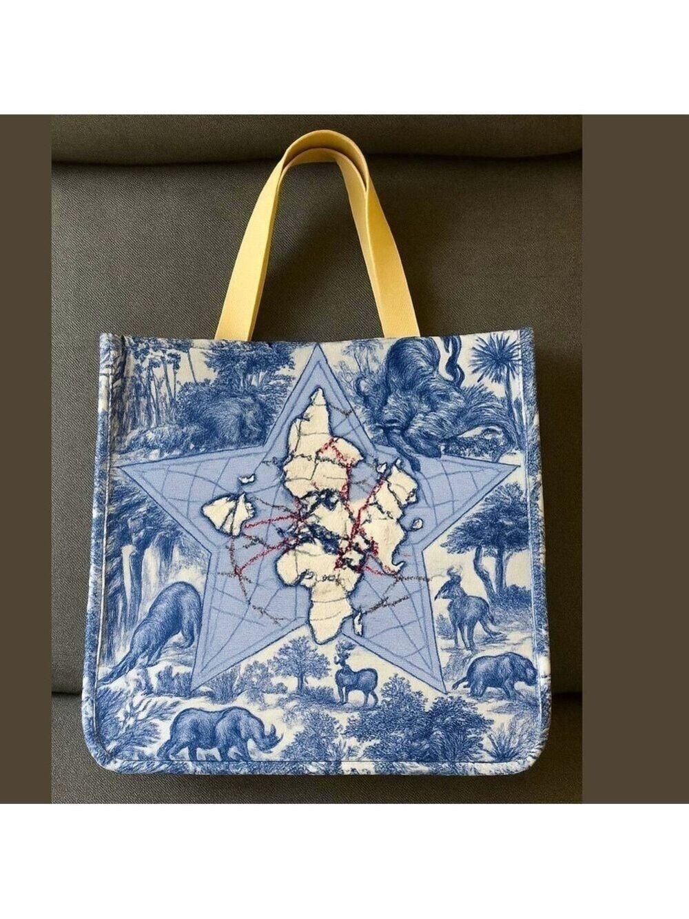 Dior Around the World Exclusive Beach Pool Tote Large Paper Straw Authentic